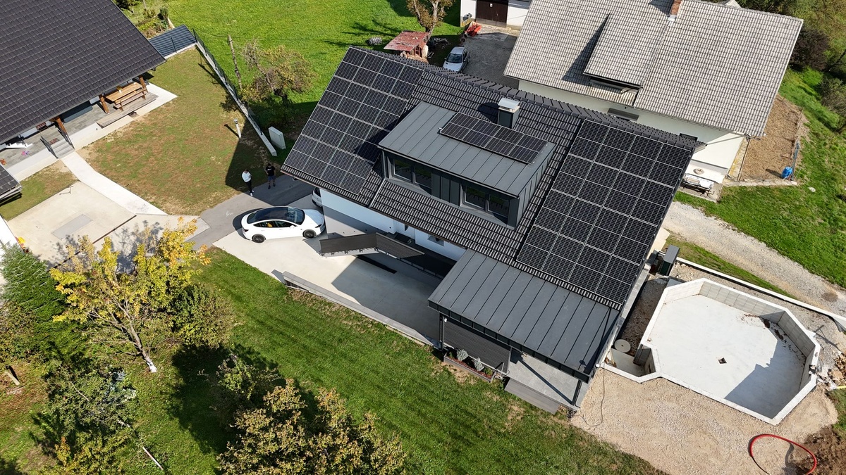 Sončna elektrarna – Škofja Loka | AERIS
